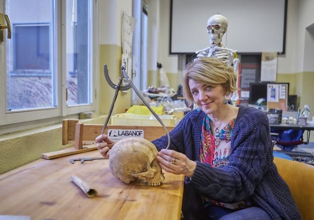 Un questionario sulla determinazione dell'età biologica promosso dal GIAOF e dal suo Presidente Cristina Cattaneo
